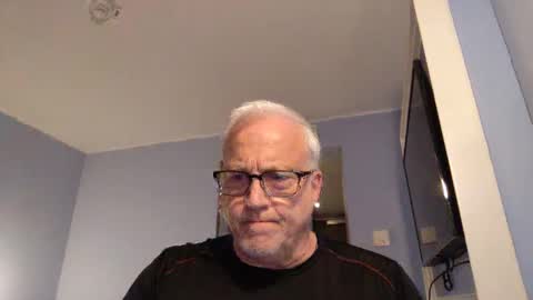 Stroking For You online show from 10.28.25