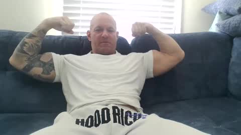 StrongAndHard online show from 10.13.25