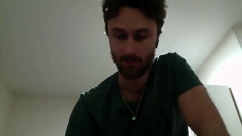 Snapshot of strongelvis chatting on 02.24.26 strongelvis online show from 02.24.26