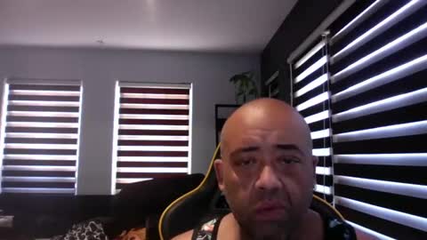 Snapshot of stronglikbullse619259 chatting on 10.22.25 stronglikbullse619259 online show from 10.22.25