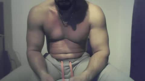 Snapshot of studdotcom chatting on 02.14.25 Ero online show from 02.14.25