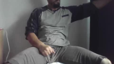 Snapshot of studdotcom chatting on 10.24.25 Ero online show from 10.24.25