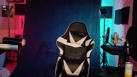 Ryan Long online show from 11.06.25