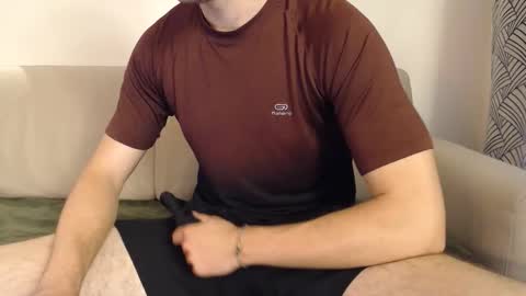 Snapshot of studfromparis chatting on 04.30.26 Stud From Paris online show from 04.30.26