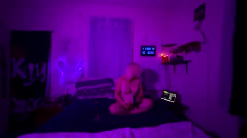 StudHisCougar69 online show from 10.26.25