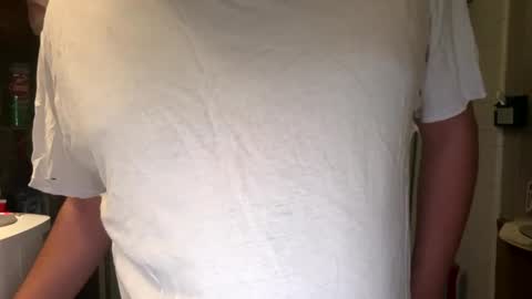 Snapshot of stuffsarecool chatting on 03.15.26 Charlie online show from 03.15.26