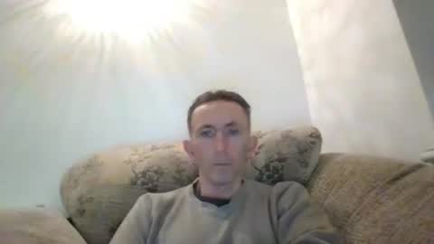 Snapshot of stuuuey73 chatting on 12.27.24 stuuuey73 online show from 12.27.24