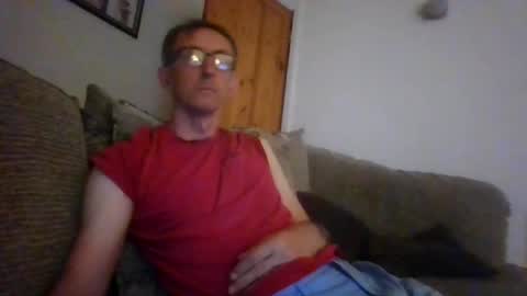 Snapshot of stuuuey73 chatting on 06.19.26 stuuuey73 online show from 06.19.26