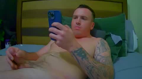 Snapshot of styles1003 chatting on 11.27.25 styles1003 online show from 11.27.25