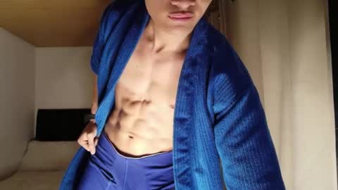 Snapshot of stylishman01 chatting on 04.05.26 stylish man online show from 04.05.26