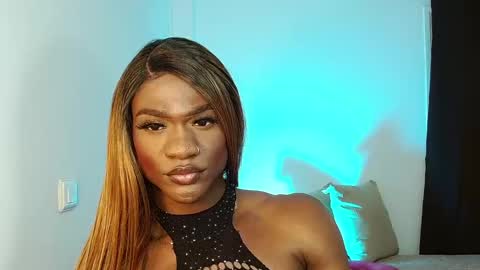 Snapshot of suannyklatten_ chatting on 03.06.25 Suanny Klatten It is my account independent online show from 03.06.25