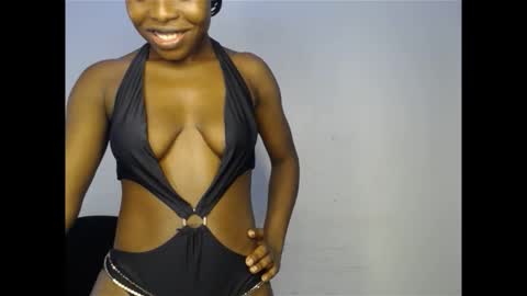 Snapshot of subirababy chatting on 02.12.26 subira online show from 02.12.26