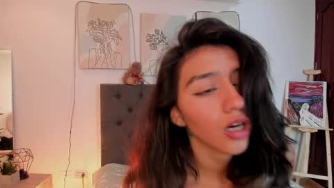 Snapshot of sublimetouch chatting on 01.17.25 Zoe online show from 01.17.25