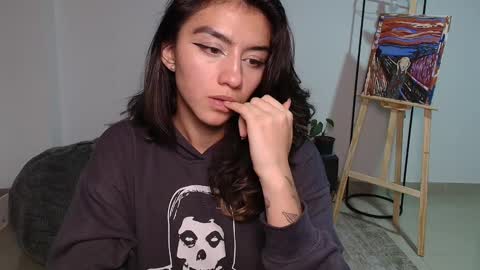 Snapshot of sublimetouch chatting on 02.11.25 Zoe online show from 02.11.25