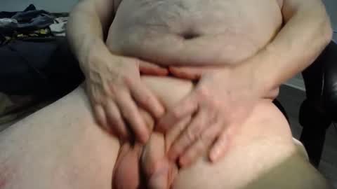 Snapshot of subswichuser00060960 chatting on 12.31.24 subswitchuser online show from 12.31.24