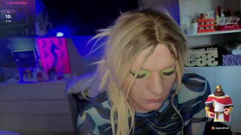 Snapshot of succubu_ss chatting on 02.25.26 succubu_ss online show from 02.25.26