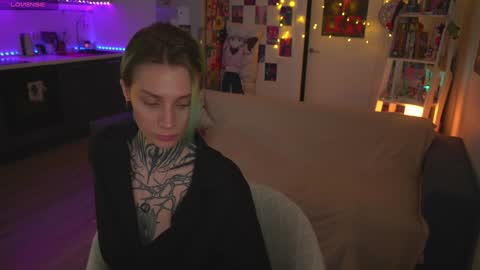 succubus_66 online show from 01.07.25