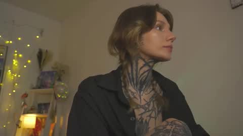 Snapshot of succubus_66 chatting on 03.05.26 succubus_66 online show from 03.05.26