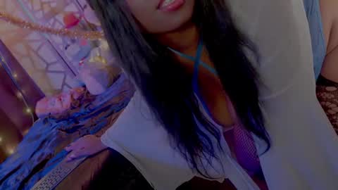 Snapshot of succubus_rosemilk chatting on 01.16.25 Succubus RoseMilk online show from 01.16.25