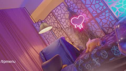 Succubus RoseMilk online show from 11.20.25