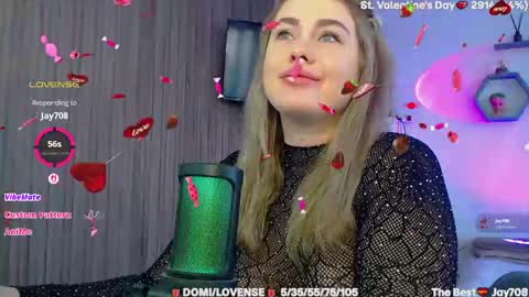 suchcute_ online show from 02.14.26