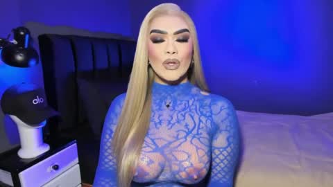 Snapshot of suckablecockoffreya chatting on 06.23.26 JADE ELYSE online show from 06.23.26