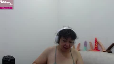 Snapshot of sucker_drool chatting on 03.03.26 Sucky online show from 03.03.26