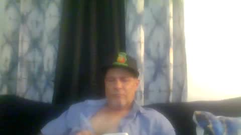 SUCKITU812 online show from 02.11.26