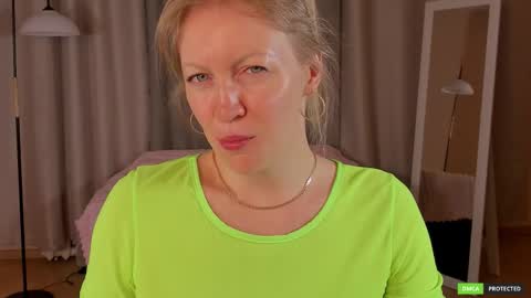 Snapshot of sugamomy chatting on 12.03.25 sugamomy online show from 12.03.25