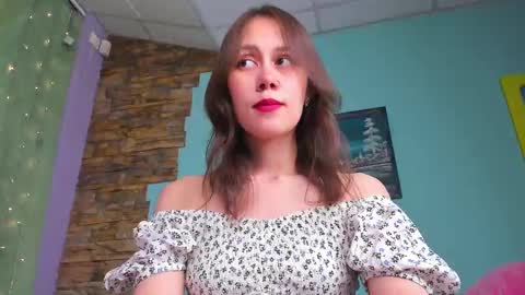 sugar blond online show from 02.04.25