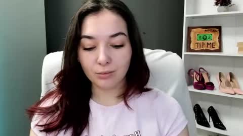 Snapshot of sugar_xmegan chatting on 06.18.26 Megan online show from 06.18.26