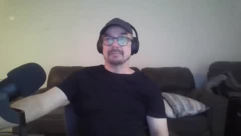 Snapshot of sugarbear66 chatting on 12.25.24 Teddybear Richard online show from 12.25.24