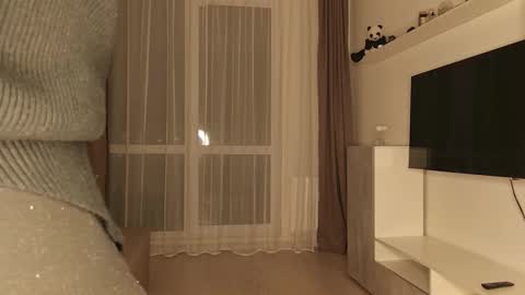 Sugarpeaach online show from 11.10.25