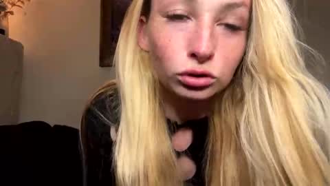 sugarrushxoxo online show from 04.12.26