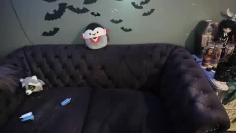 Sugary online show from 02.18.25