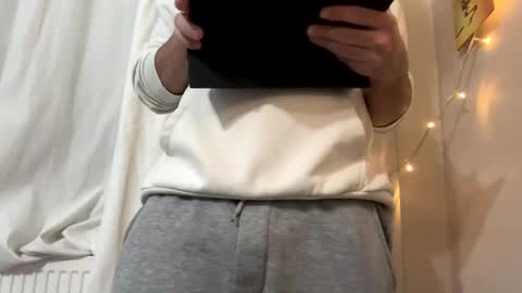 Niko online show from 10.25.25