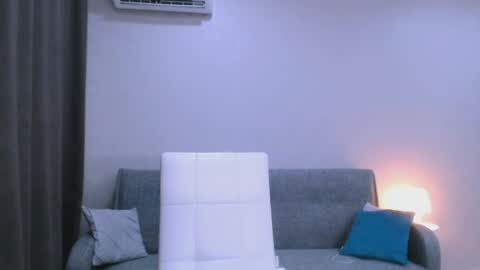 Christina online show from 10.17.25