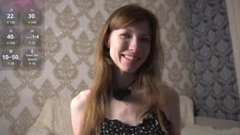 Snapshot of summer_hazee chatting on 10.30.25 Leia online show from 10.30.25