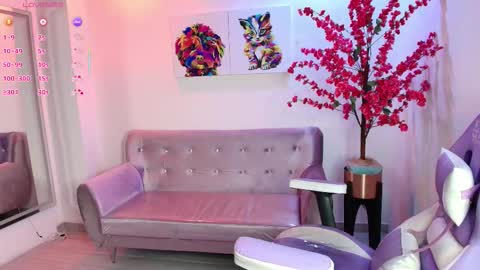 Snapshot of summer_miller chatting on 11.15.25 summer_miller online show from 11.15.25