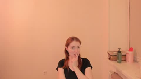 Summer Preston online show from 04.11.26