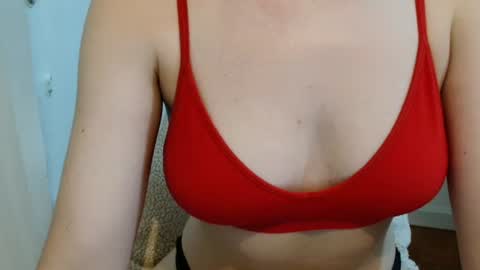 Snapshot of summerrrrrrrrr chatting on 03.07.25 The real sugar baby Sam Summer online show from 03.07.25