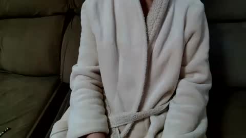Snapshot of summerrrrrrrrr chatting on 10.08.25 The real sugar baby Sam Summer online show from 10.08.25