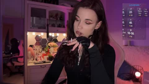 Miss Nelly online show from 01.10.25