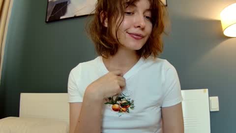 Snapshot of sun_place chatting on 02.01.25 luna online show from 02.01.25