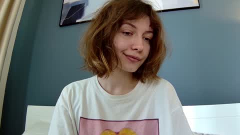 Snapshot of sun_place chatting on 02.05.25 luna online show from 02.05.25