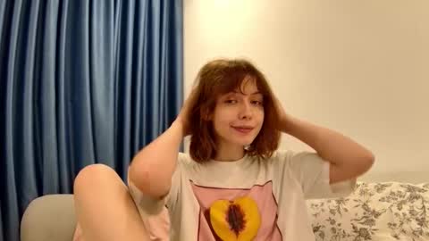 Snapshot of sun_place chatting on 02.15.25 luna online show from 02.15.25