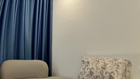 Snapshot of sun_place chatting on 02.17.25 luna online show from 02.17.25