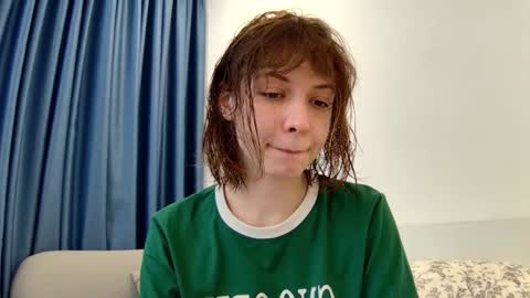 Snapshot of sun_place chatting on 02.26.25 luna online show from 02.26.25