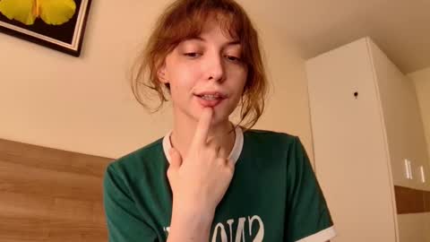 Snapshot of sun_place chatting on 03.08.25 luna online show from 03.08.25