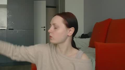 Snapshot of sun_sparkle chatting on 02.06.26 Olivia online show from 02.06.26